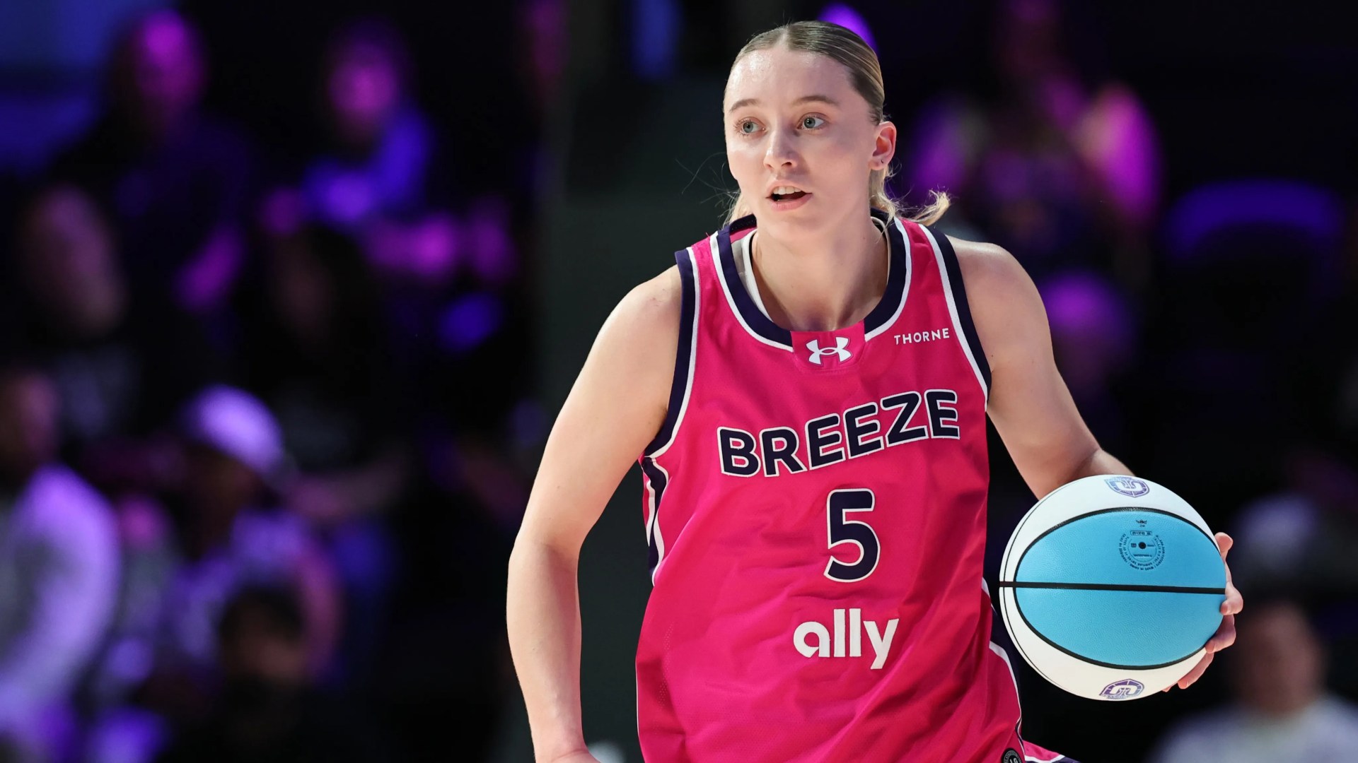 Paige Bueckers storms off court after losing out on $200k prize in brutal Unrivaled 1-on-1 loss