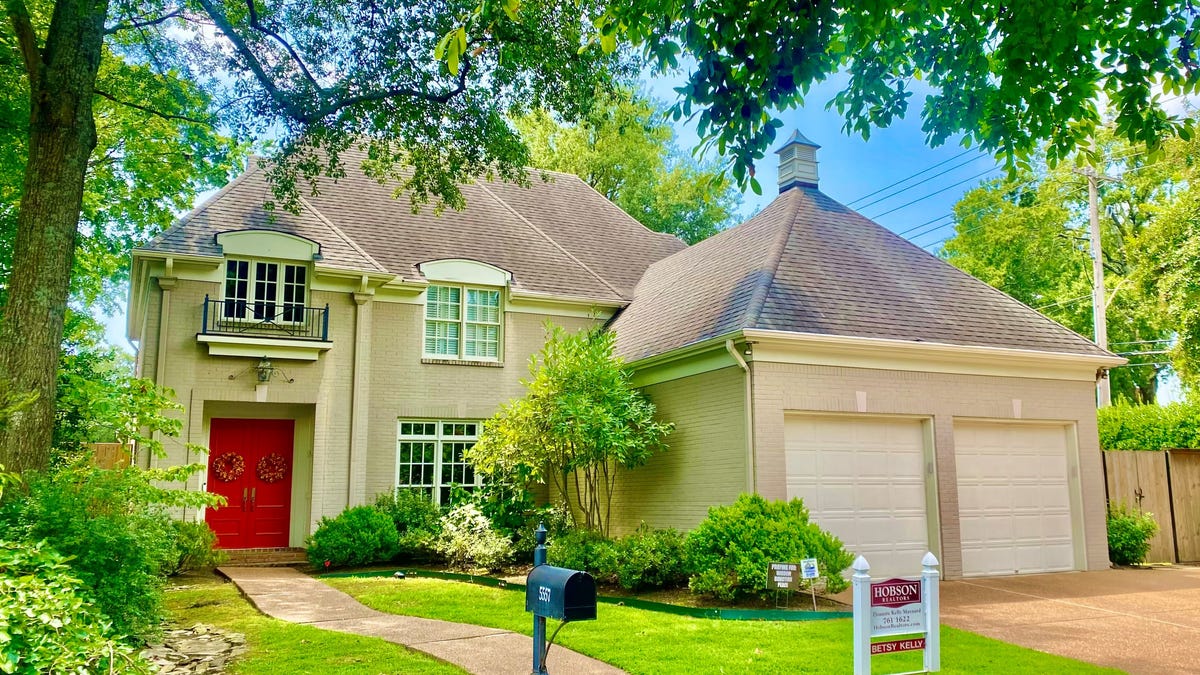 Why are mortgage rates going up? The Iran war’s impact on housing