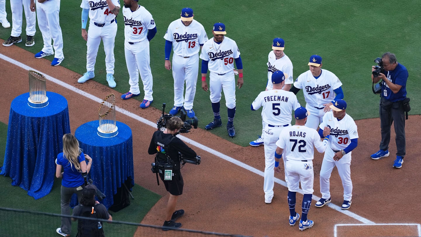 Miguel Rojas Cried After Learning About Decision From Dave Roberts