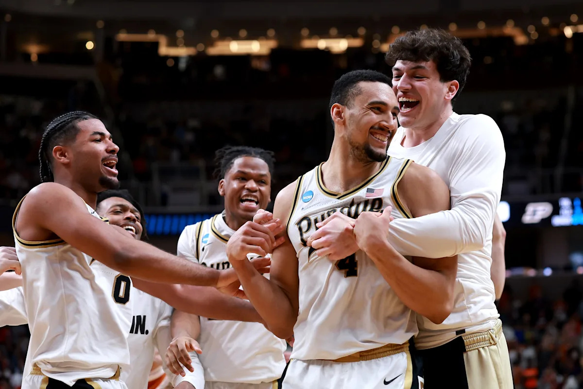 Trey Kaufman-Renn last-second putback sends Purdue past Texas, into Elite 8