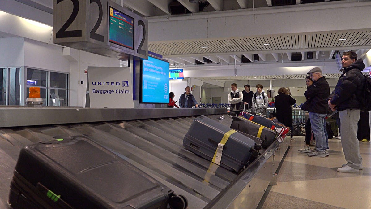 TSA wait times at PHL today. Philadelphia Airport security line waits