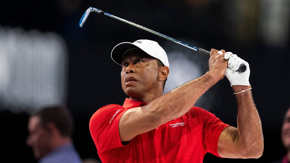 Florida golfer Tiger Woods in rollover crash on Jupiter Island