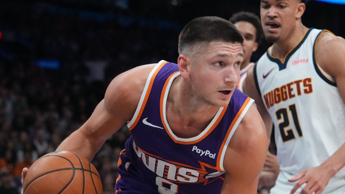 Phoenix Suns vs Utah Jazz. Live updates, more