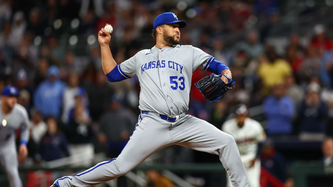 Royals closer Carlos Estevez placed on IL with foot contusion