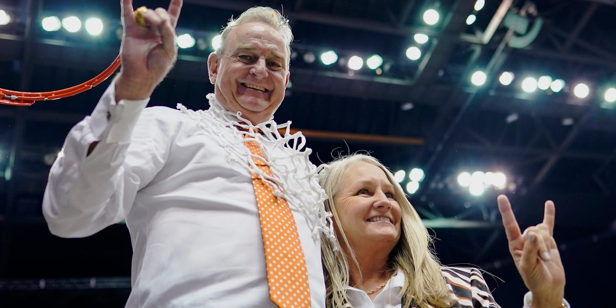 Who Is Texas Coach Vic Schaefer’s Wife Holly?