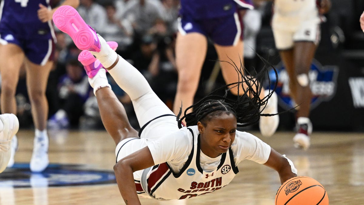 Why Ta’Niya Latson picked Dawn Staley, South Carolina for transfer
