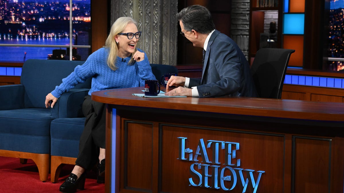 Cerulean blue makes comeback on ‘The Devil Wears Prada 2’ press tour