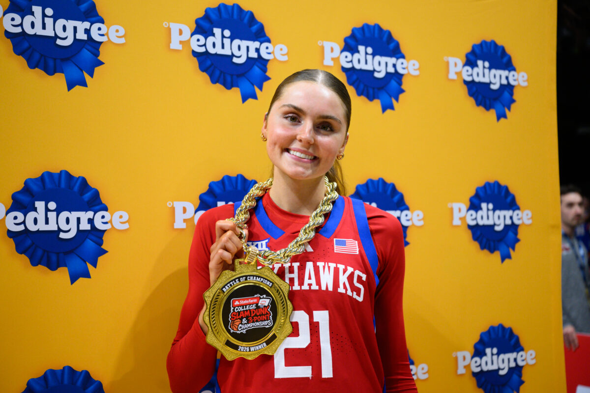 Evans wins women’s college 3-point contest, then beats men’s champion