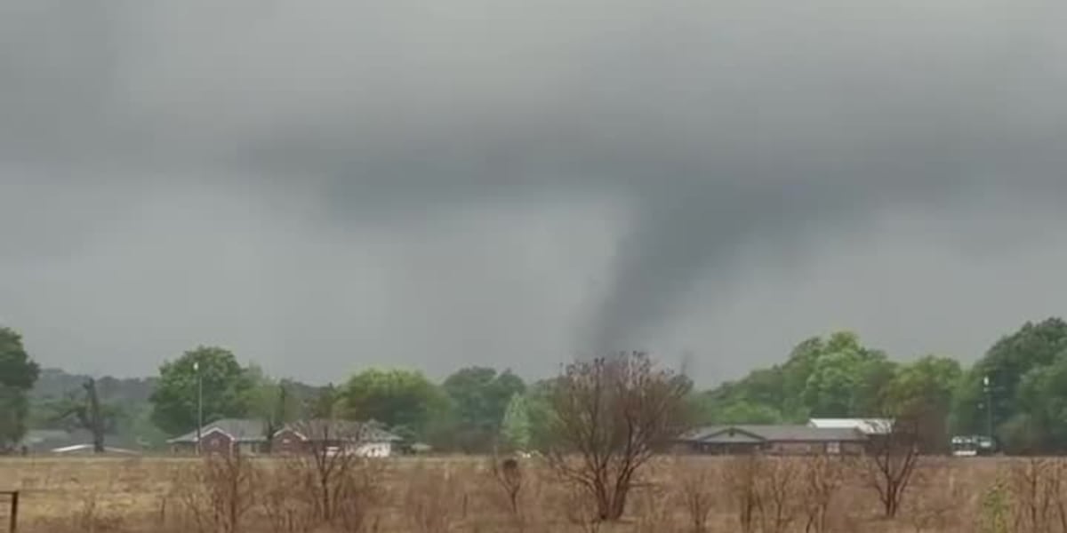 Tornado reported near Lindale; 1 woman displaced after home damage