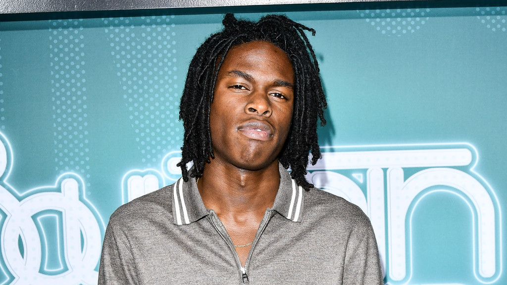 Daniel Caesar and Tate McRae emerge victorious at Juno Awards