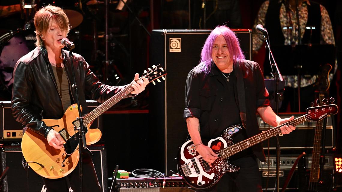 Goo Goo Dolls recently canceled 3 shows in Canada; pneumonia cited