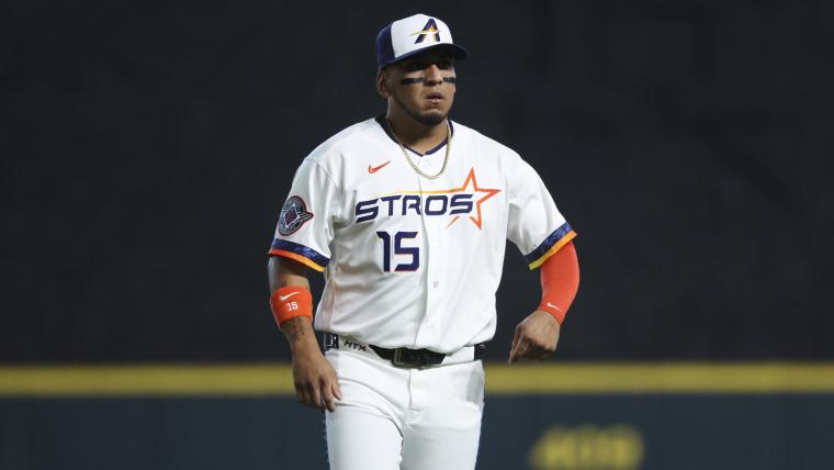 Astros lose Isaac Paredes for the weekend after roster move