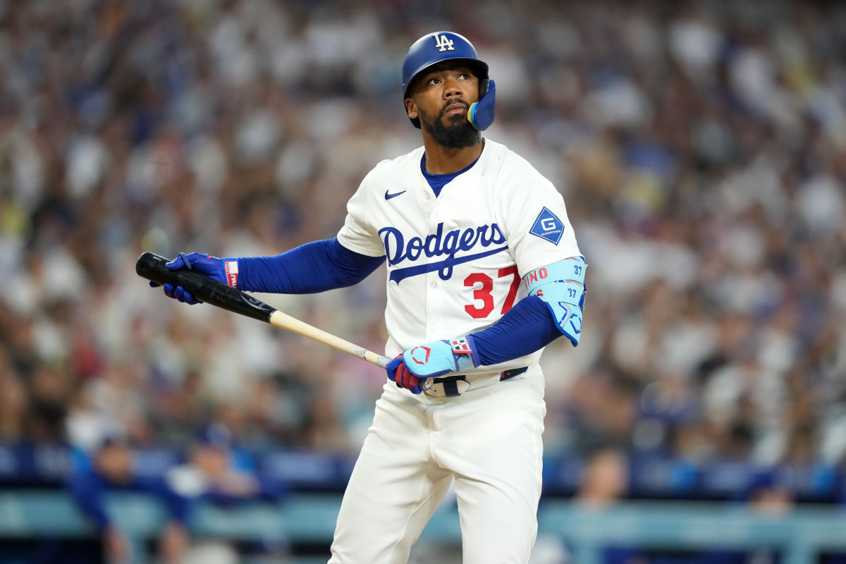 Dave Roberts Facing Teoscar Hernandez Decision After Dodgers Move on Friday