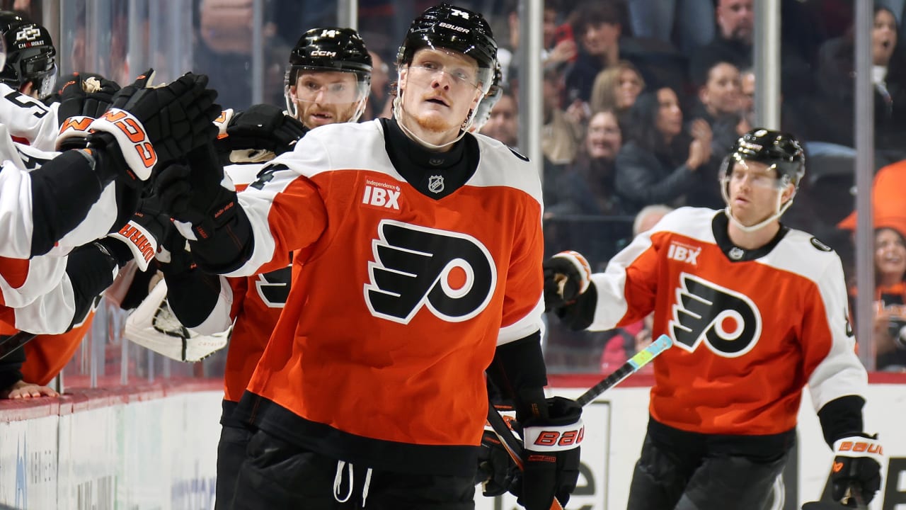 ‘Absolute horse’ Tippett’s speed, scoring, power fueling Flyers’ playoff push