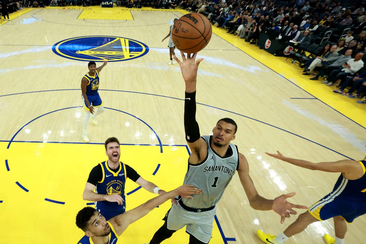 Stephen Curry changed the game once. Now he sees it happening again in Victor Wembanyama